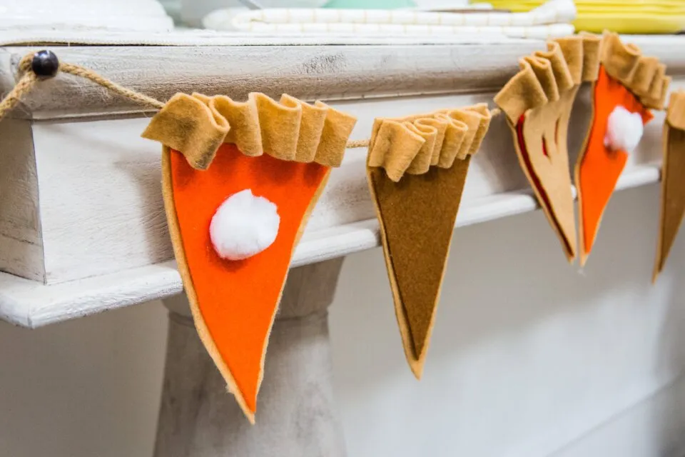 Pumpkin Pie Garland